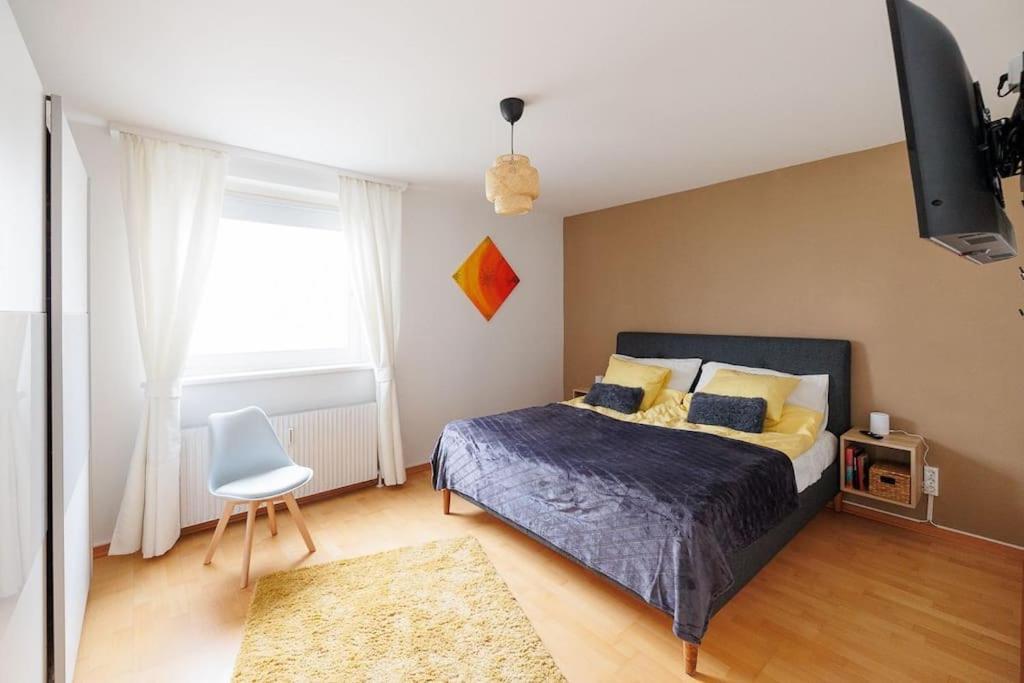 New! Cozy & Lovely Home In The 3Rd District Wina Bagian luar foto